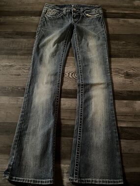 Soundgirl Women's Flare Jeans in Washed Blue